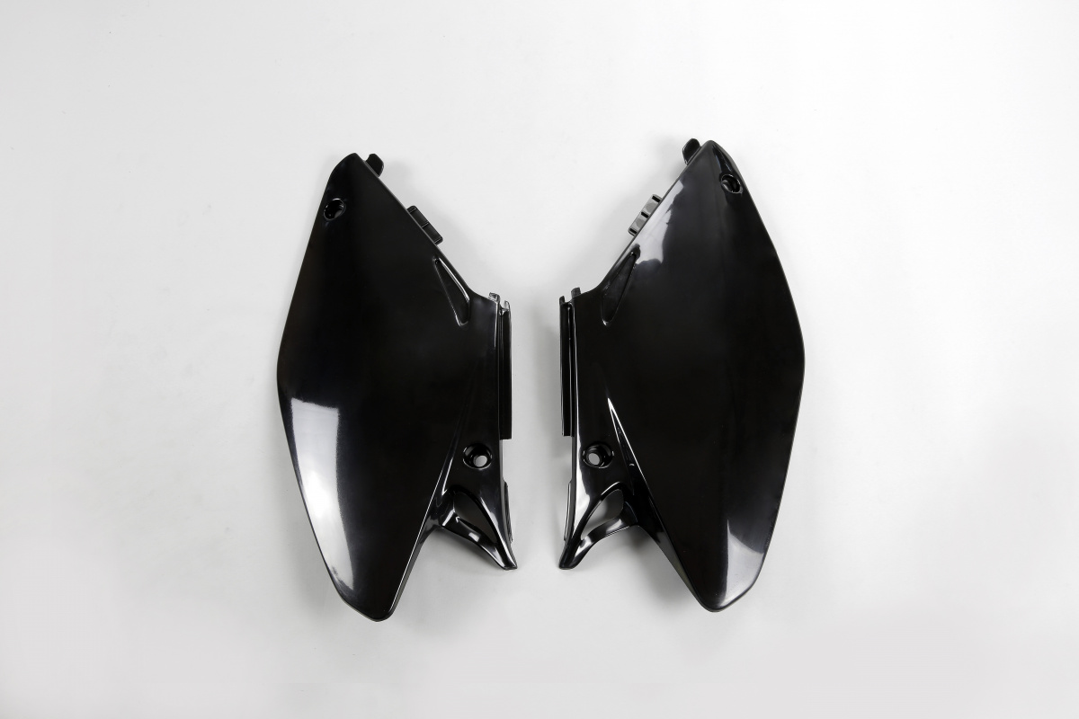 Side panels - black - Honda - REPLICA PLASTICS - HO03658-001 - UFO Plast