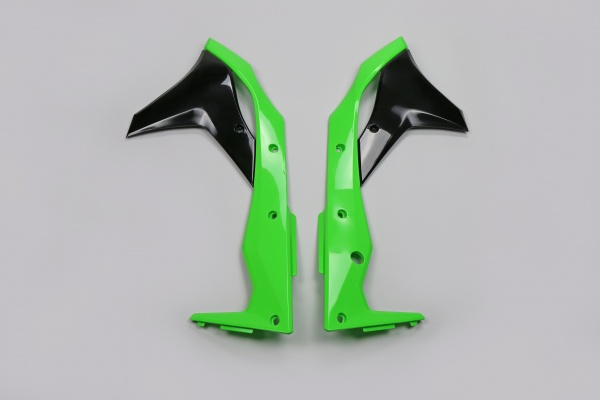 Radiator covers / Green-black - oem 17-18 & 20 - Kawasaki - REPLICA PLASTICS - KA04747-999 - UFO Plast