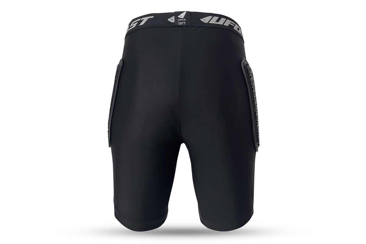 Reborn MV6 shorts with Hip protections